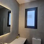 Apartament Gem 2 *