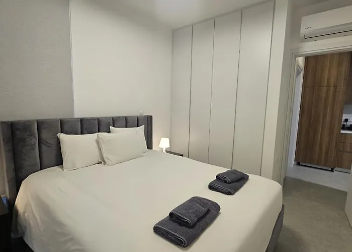 Engomi Gem 2 * Engomi